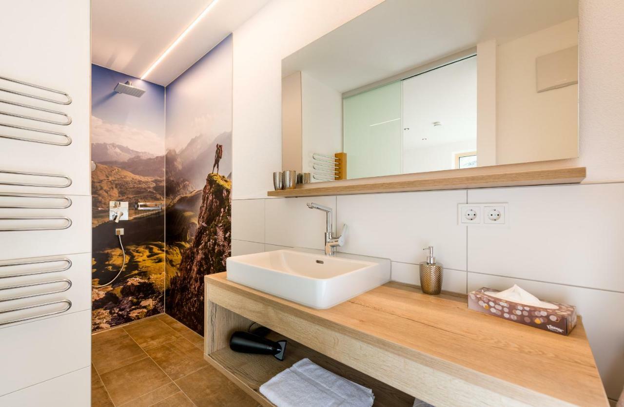Bildegg Appartements Warth  Buitenkant foto