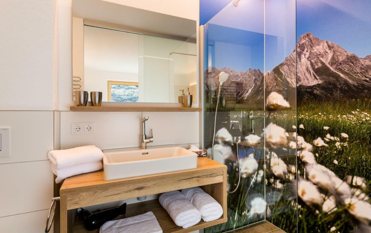Bildegg Appartements Warth  Buitenkant foto